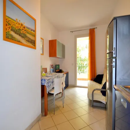 Discover Tranquility In Our Cozy Flat - Beahost * ביביונה