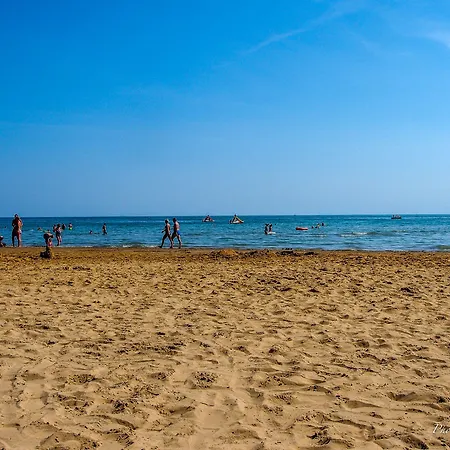 Discover Tranquility In Our Cozy Flat Lejlighed Bibione